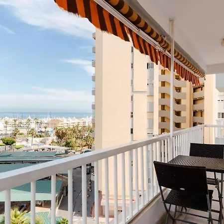 Apartamento Amplio Con Vistas Al Mar Y Piscina En *