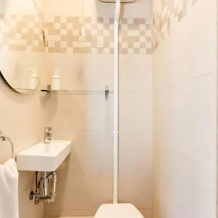 Apartamento Amplio Con Vistas Al Mar Y Piscina En *