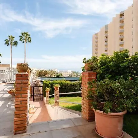 Apartment Amplio Con Vistas Al Mar Y Piscina En Benalmadena
